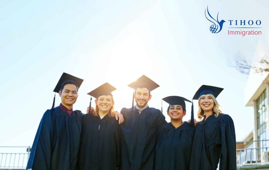 بهترین رشته_های تحصیلی در امریکا ۲۰۲۴ (1) بهترین رشتههای تحصیلی در امریکا ۲۰۲۴